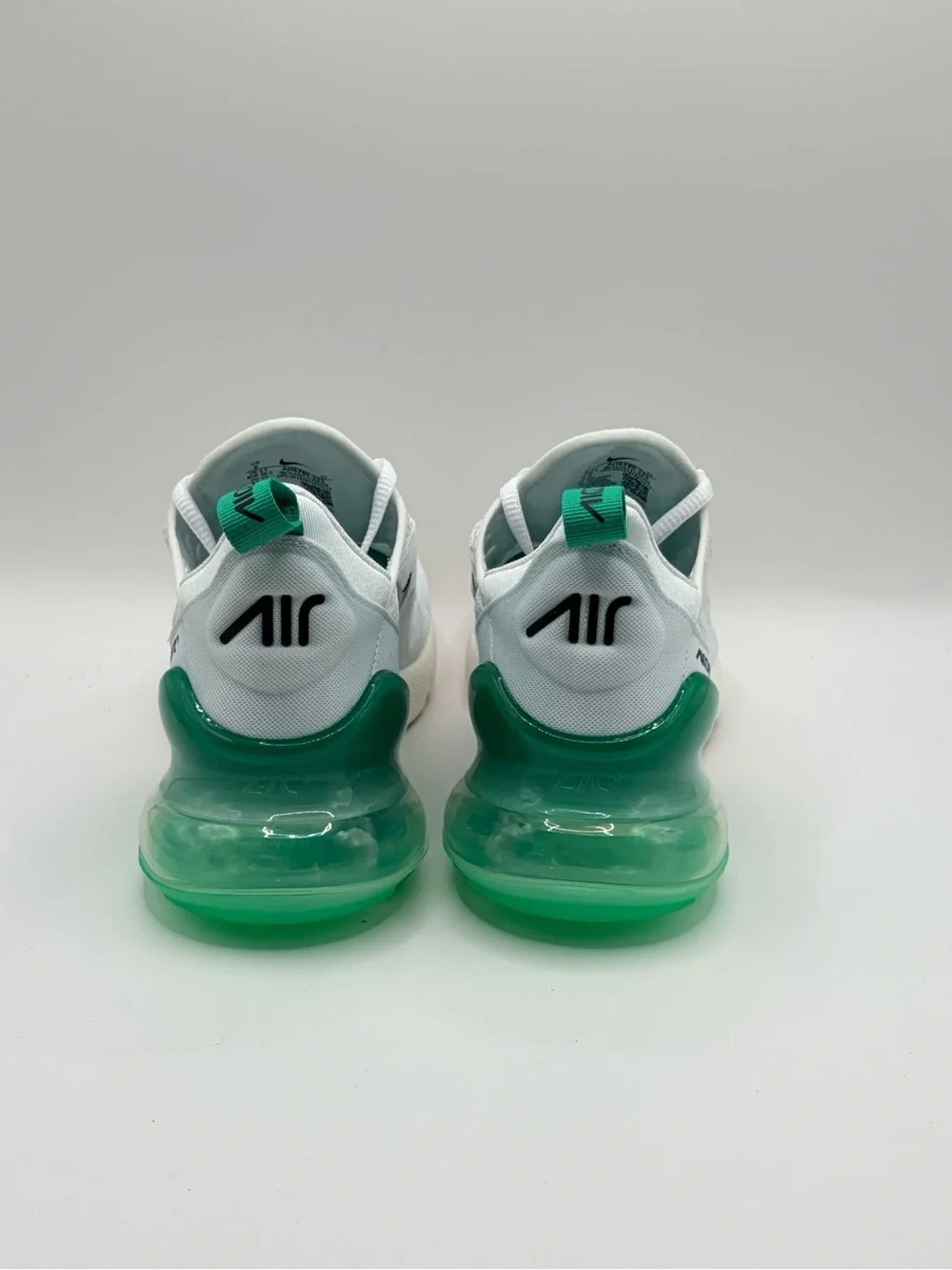 Nike Air Max 270 White and Green Athletic Sneakers NO LID